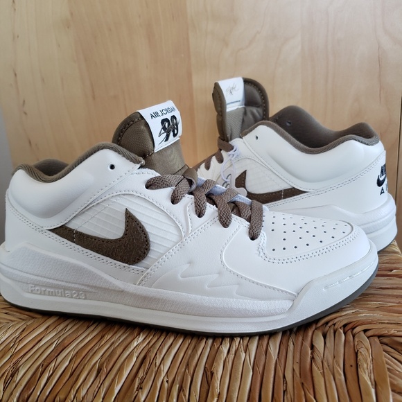 Nike Air Jordan's Stadium Sneakers Size 7.5 NEW! - Picture 8 of 16